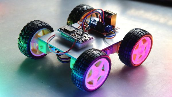 Simple WIFI Controlled Car